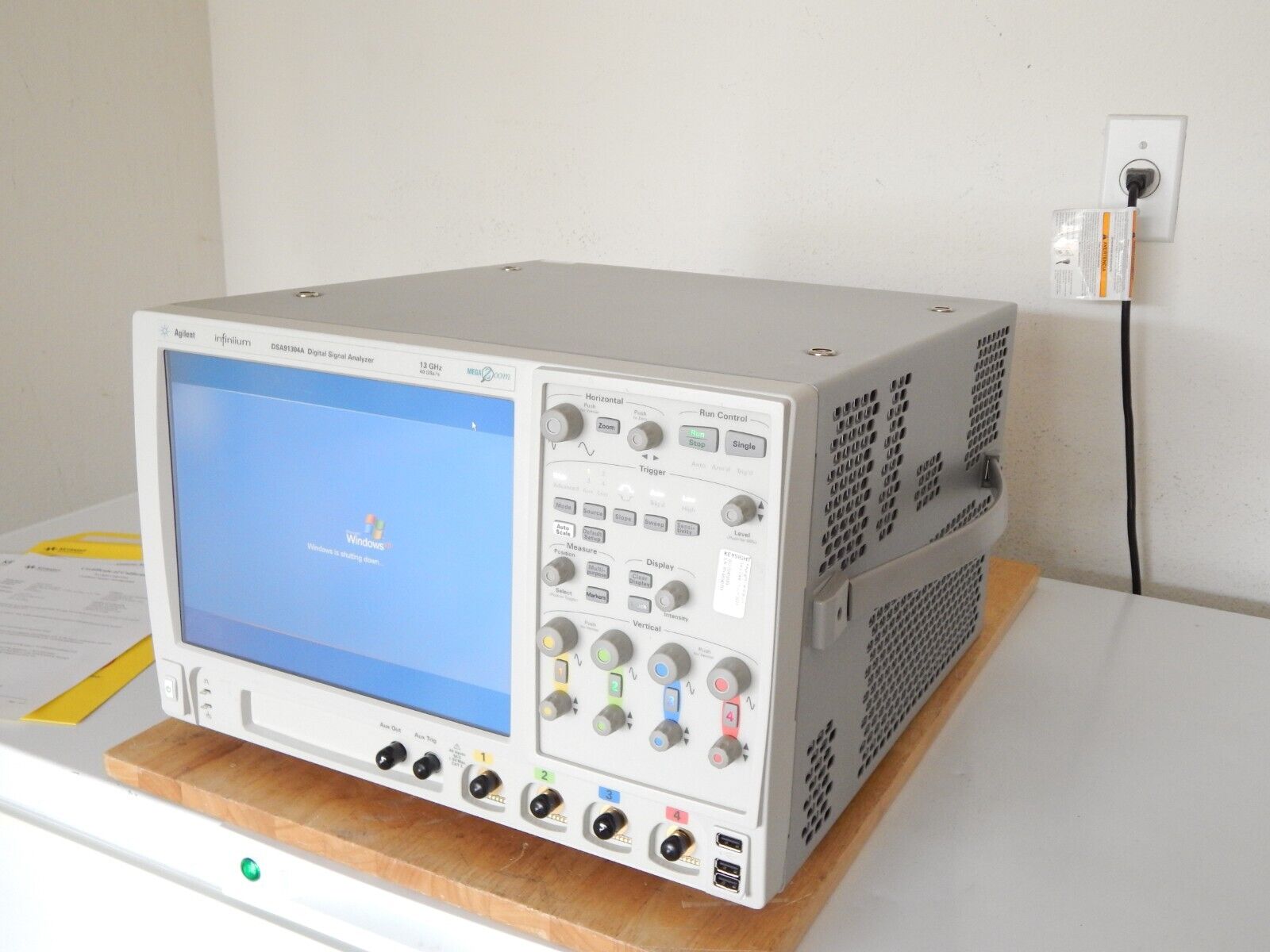 Keysight DSA91304A Oscilloscope 13Ghz 40Gs/s w/opt's, OEM cal, MY48240353 Keysight DSA91304A Oscilloscope 13Ghz 40Gs/s w/opt's, OEM cal, MY48240353